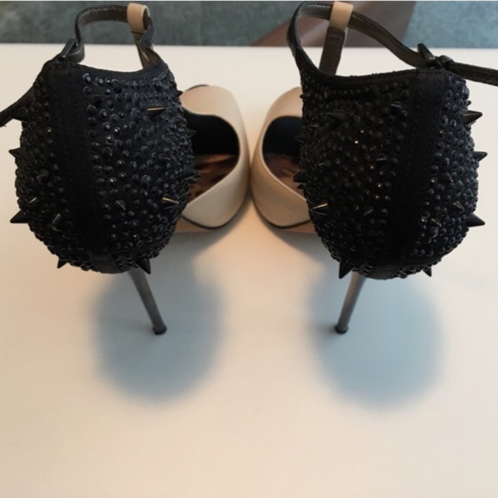 Sam Edelman Heels - Picture 2 of 3