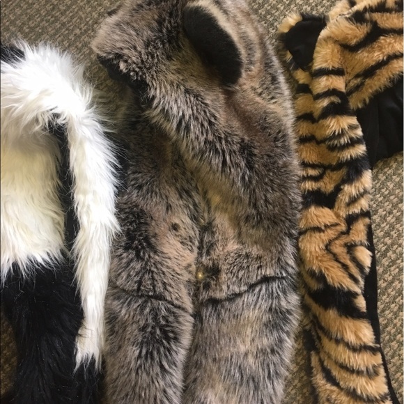 SOLD - Picture 3 of 4