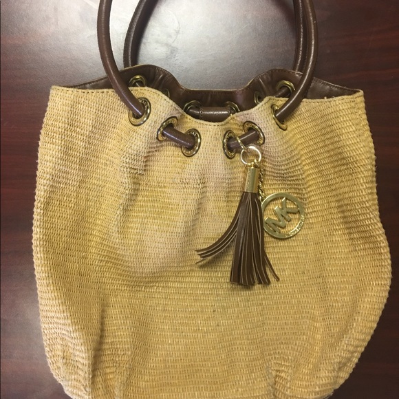 Michael Kors Handbags - Michael Kors summer bag!!!
