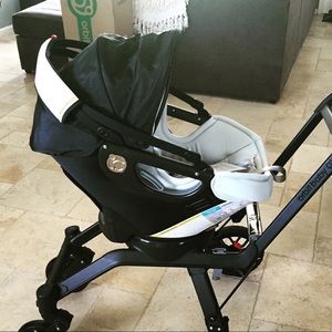 SOLD. Orbit Baby G3 Infant Car seat