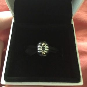 Pandora bee charm