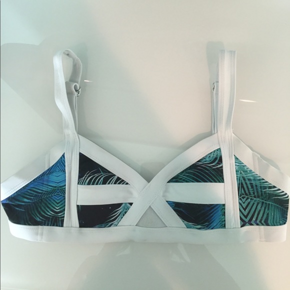 Swim top - Picture 1 of 2
