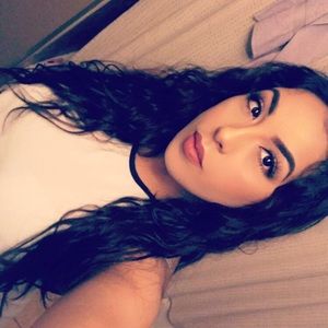 Meet your Posher, Lorena