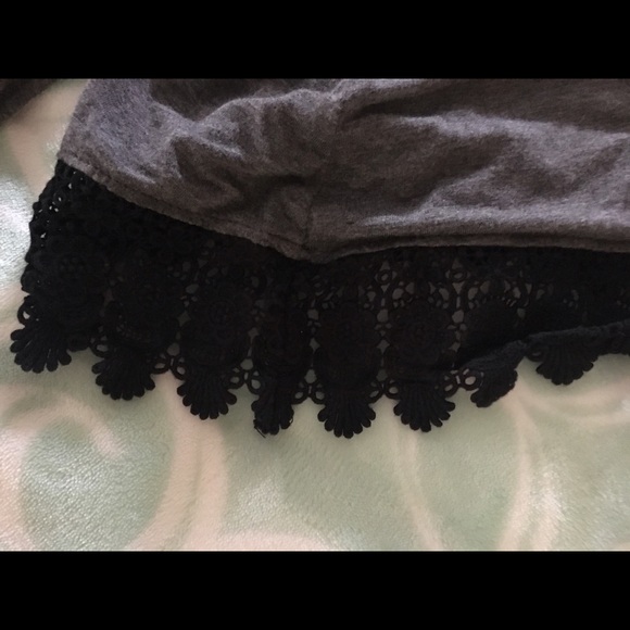 Gray Boutique Blouse - Picture 2 of 2