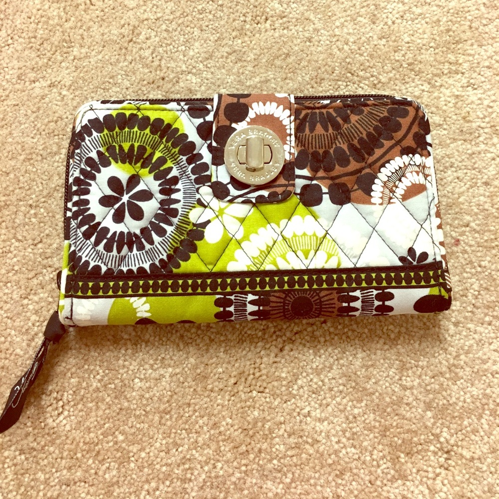 Vera Bradley small clutch