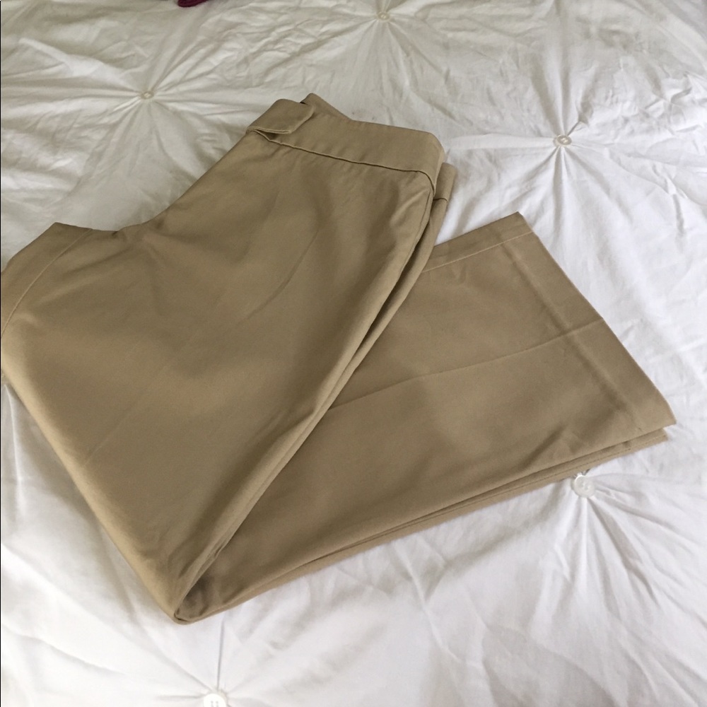 Khaki Capri pants