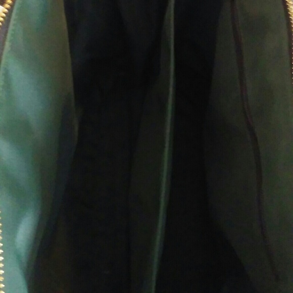 Dooney & bourke - Picture 3 of 4