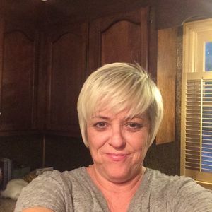 Meet your Posher, Dana