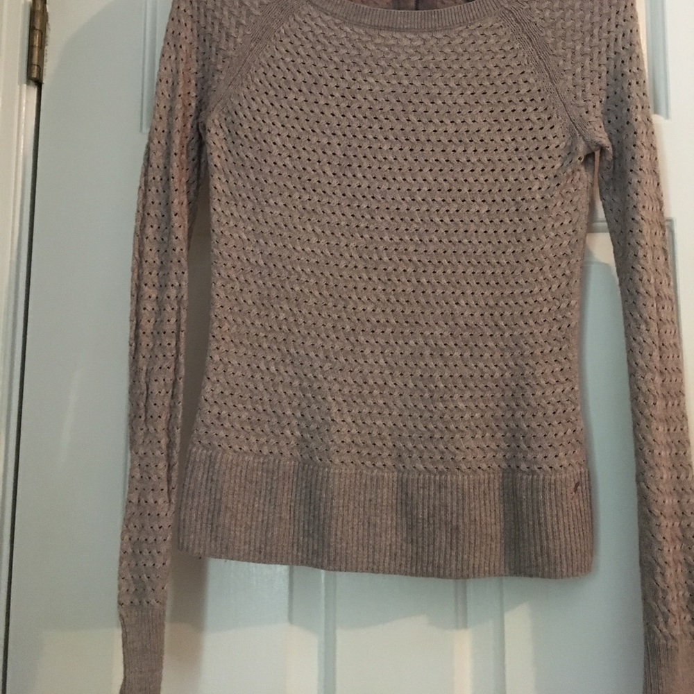 American eagle sweater