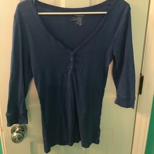 Old navy shirt