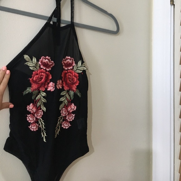Final SALE! Avery Floral Embroidery Mesh Bodysuit - Picture 6 of 7