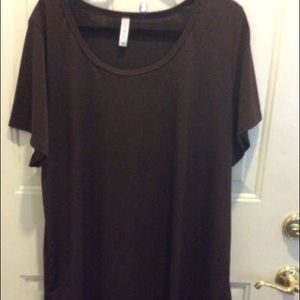 LuLaRoe brown classic tee sz small