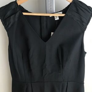 Banana Republic | V Neck Sheath Dress