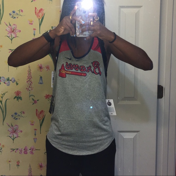 Nike Tee - Picture 6 of 6