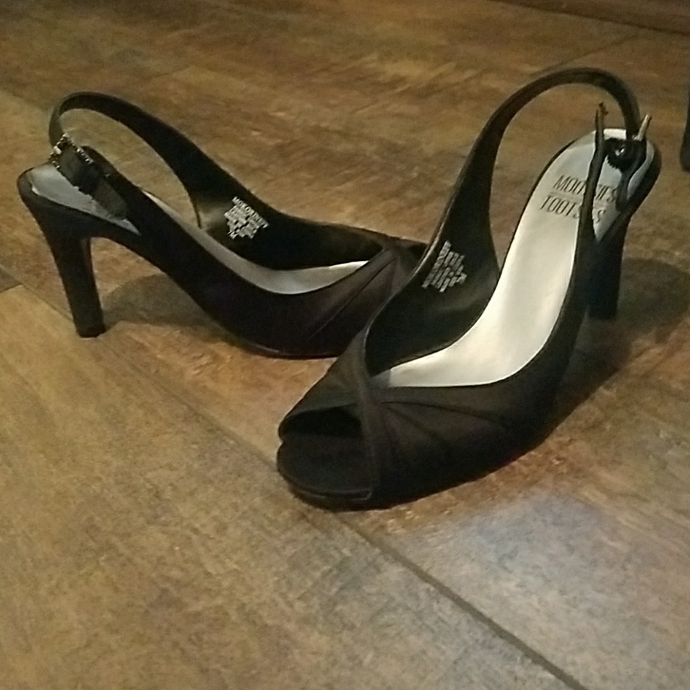 Black heels