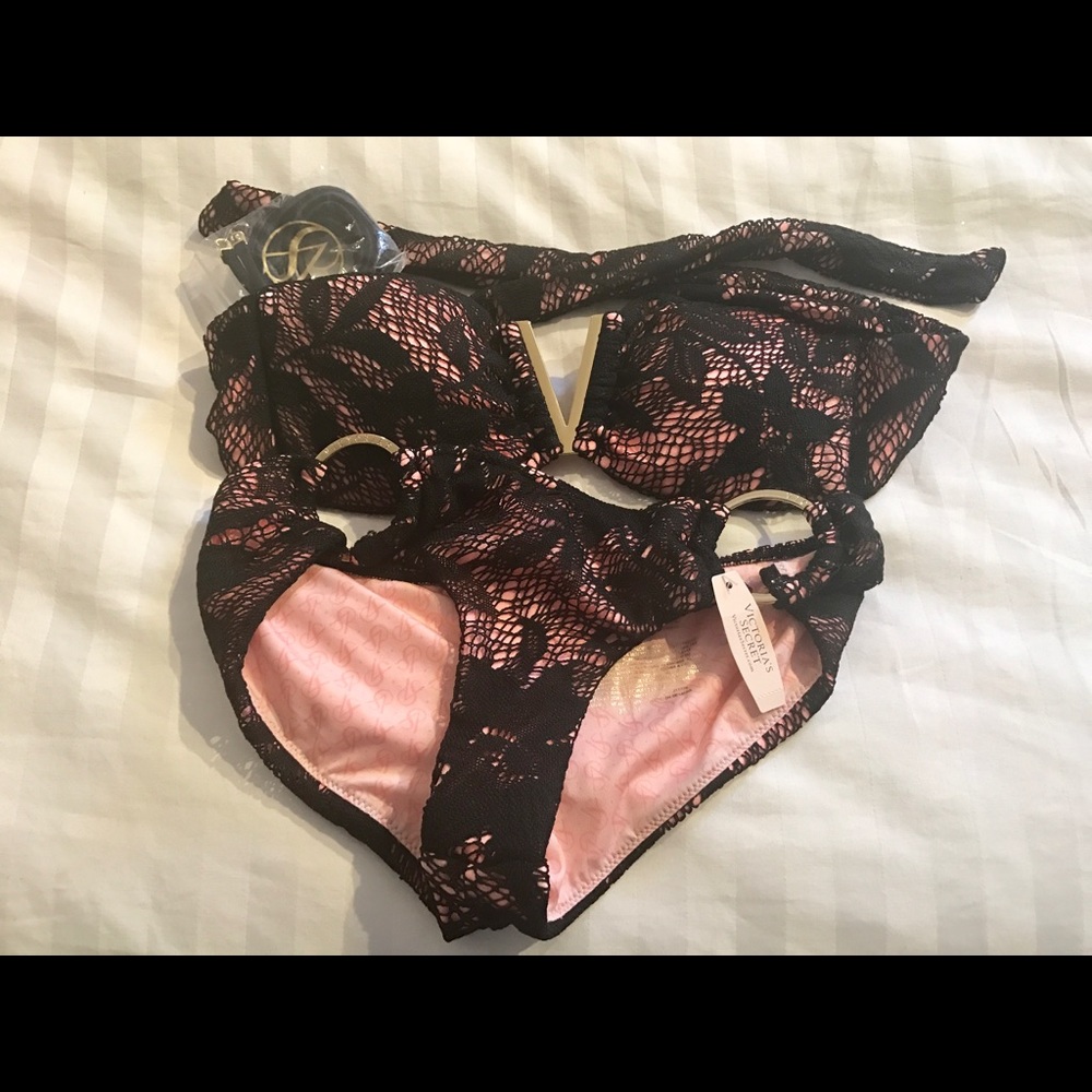 NWT XS Victoria's Secret Crochet Lace Bikini