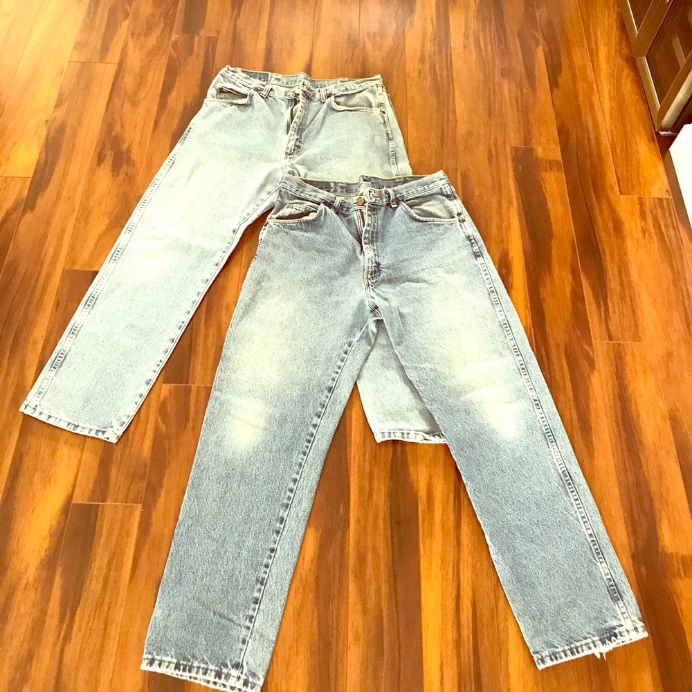 2 pair wrangler size 36"x 29" men's
