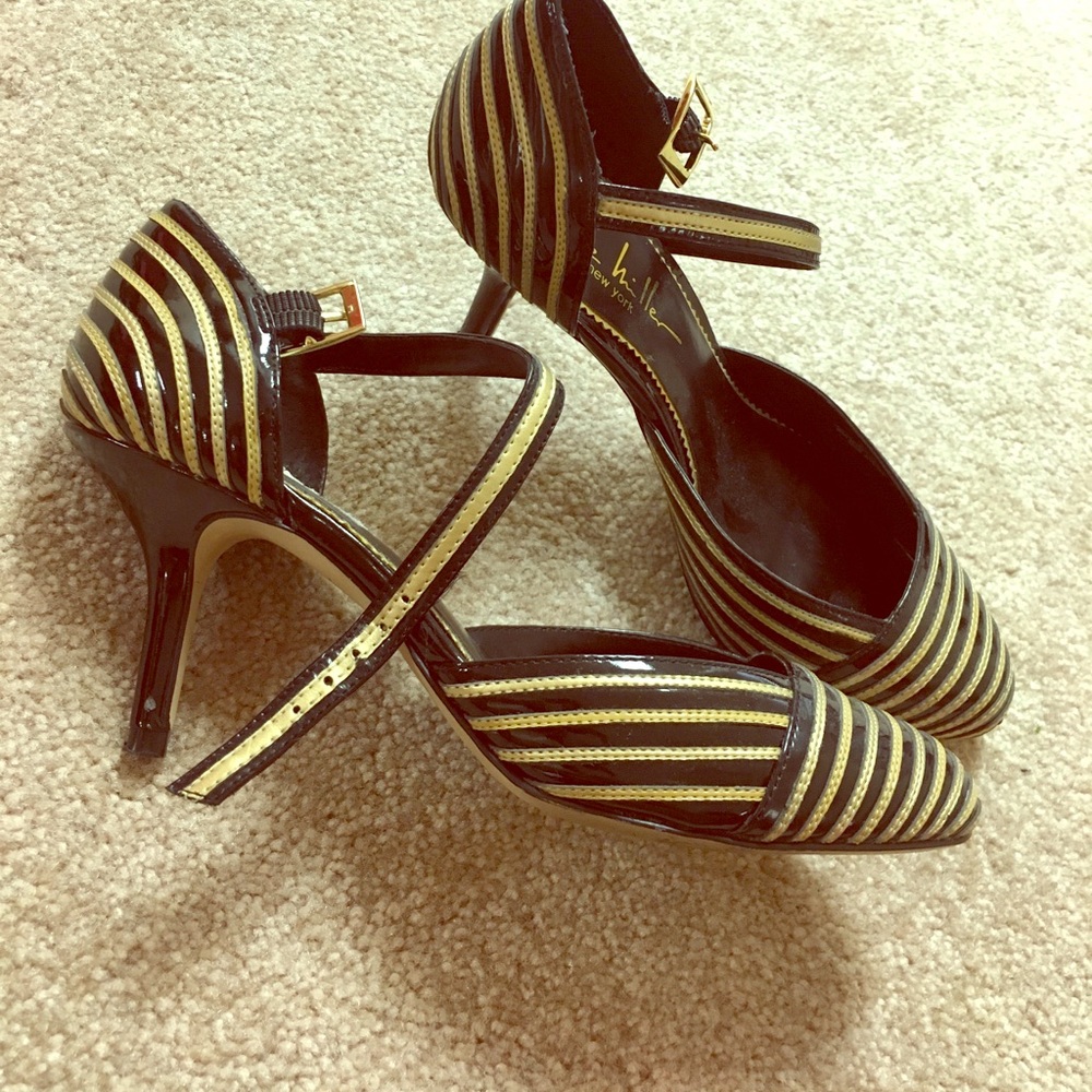 Nicole Miller black and gold "gatsby" shoes