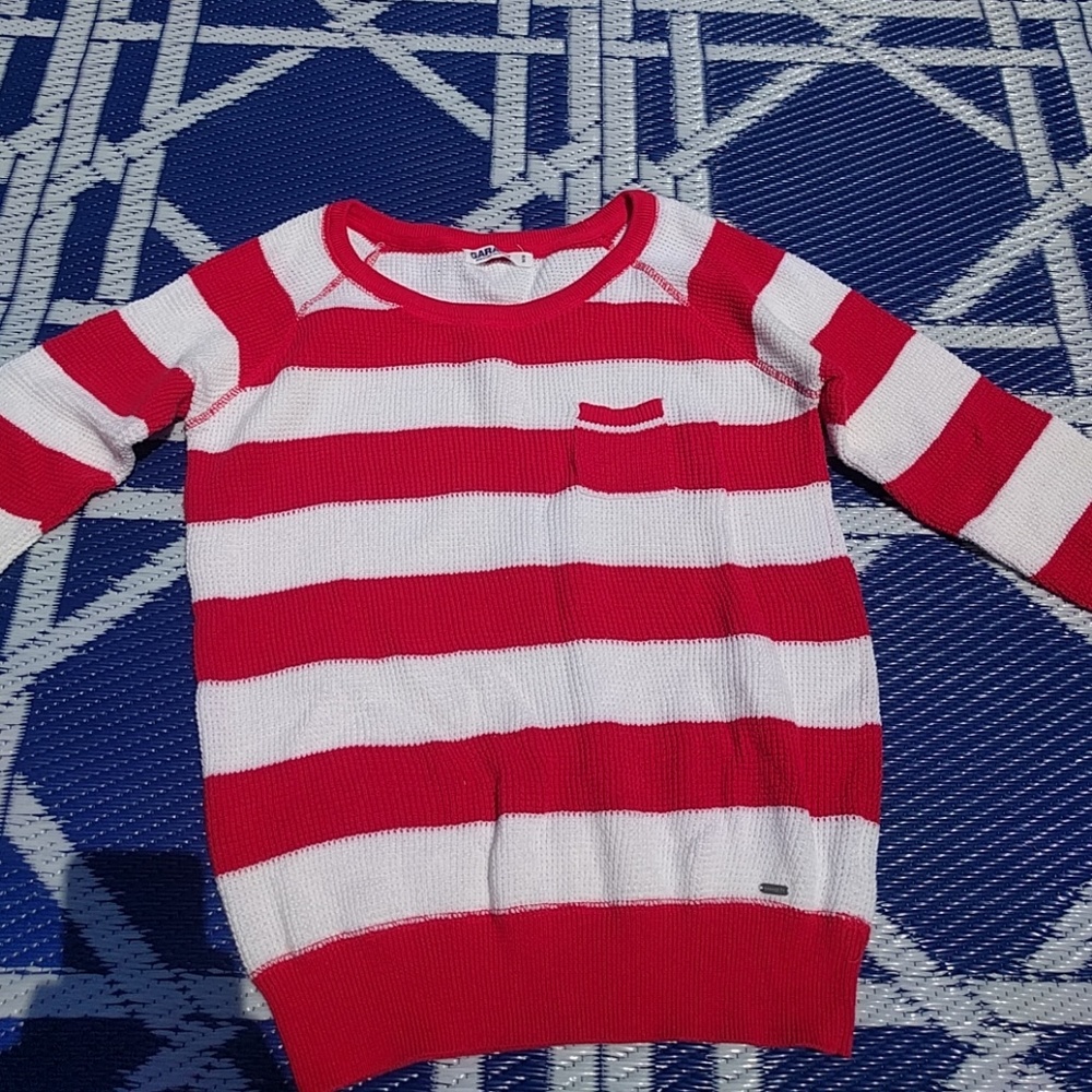 Garage striped top
