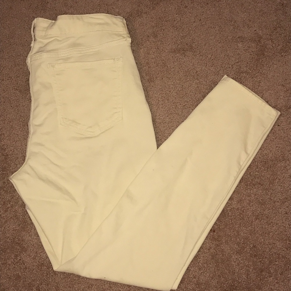 Yellow rockstar skinny jeans