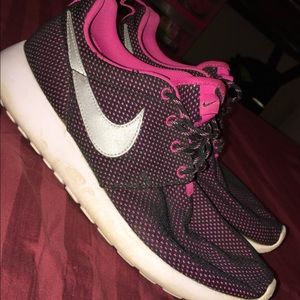 Nike Roshes