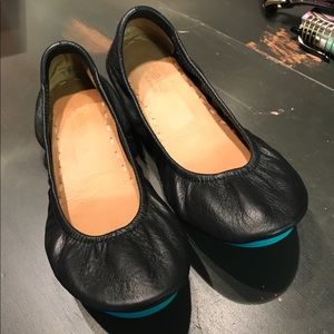 Tieks- matte black size 8
