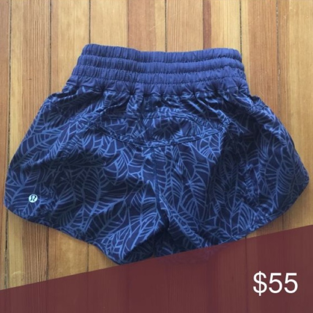 Lululemon tracker shorts size 4