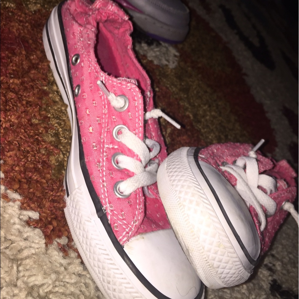 Converse - Picture 2 of 2
