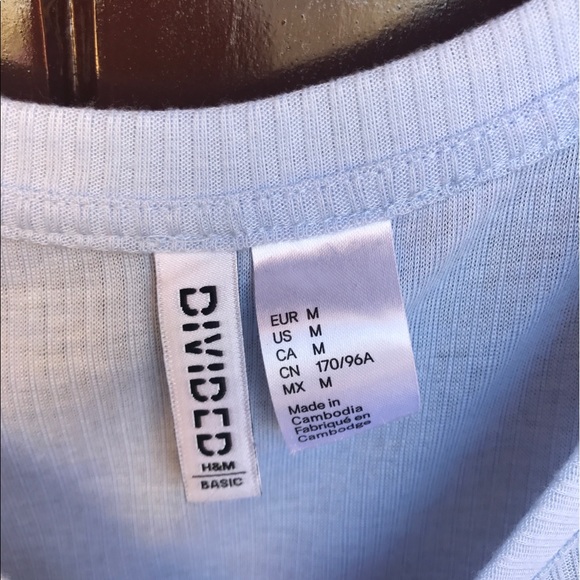 Light blue crop top - Picture 2 of 2