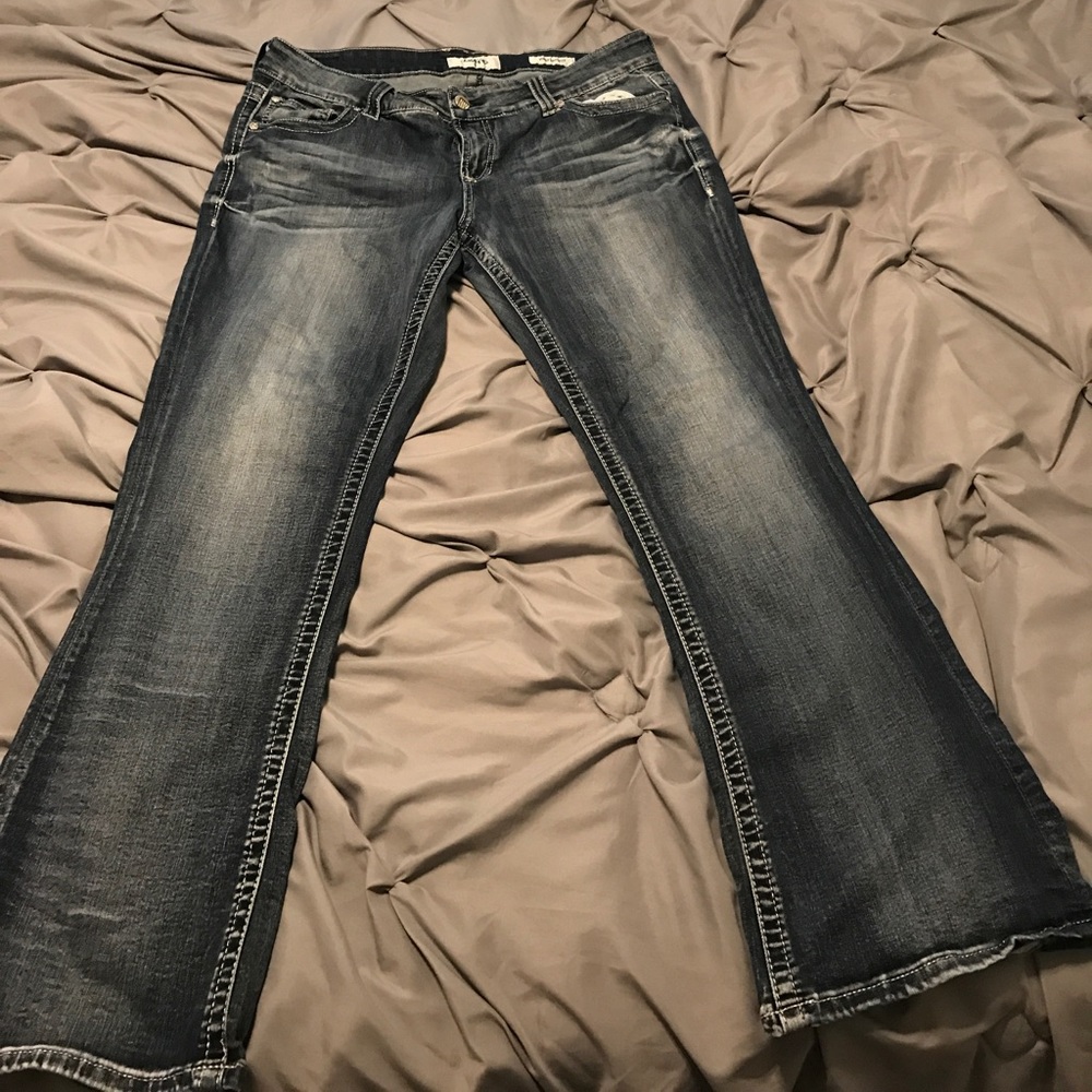 Daytrip Virgo size 34r bootcut jeans Buckle