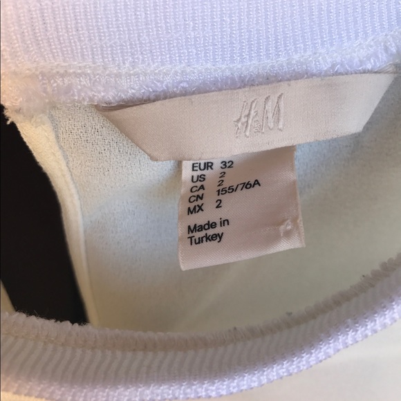 High collar white crop top - Picture 3 of 3