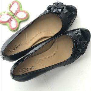 Strictly comfort black shoes