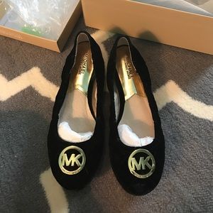 💘Michael Kors Velvet Flats💘