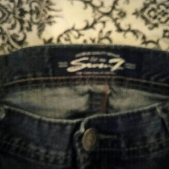 Jeans - Picture 1 of 1