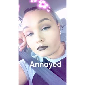 Meet your Posher, Evelyn