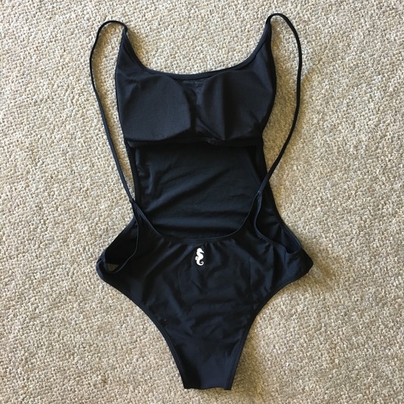 The Pamela Sunny Suit- BLACK - Picture 6 of 8