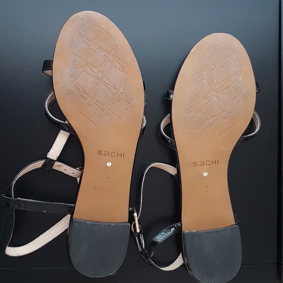 Sandals - Picture 3 of 4