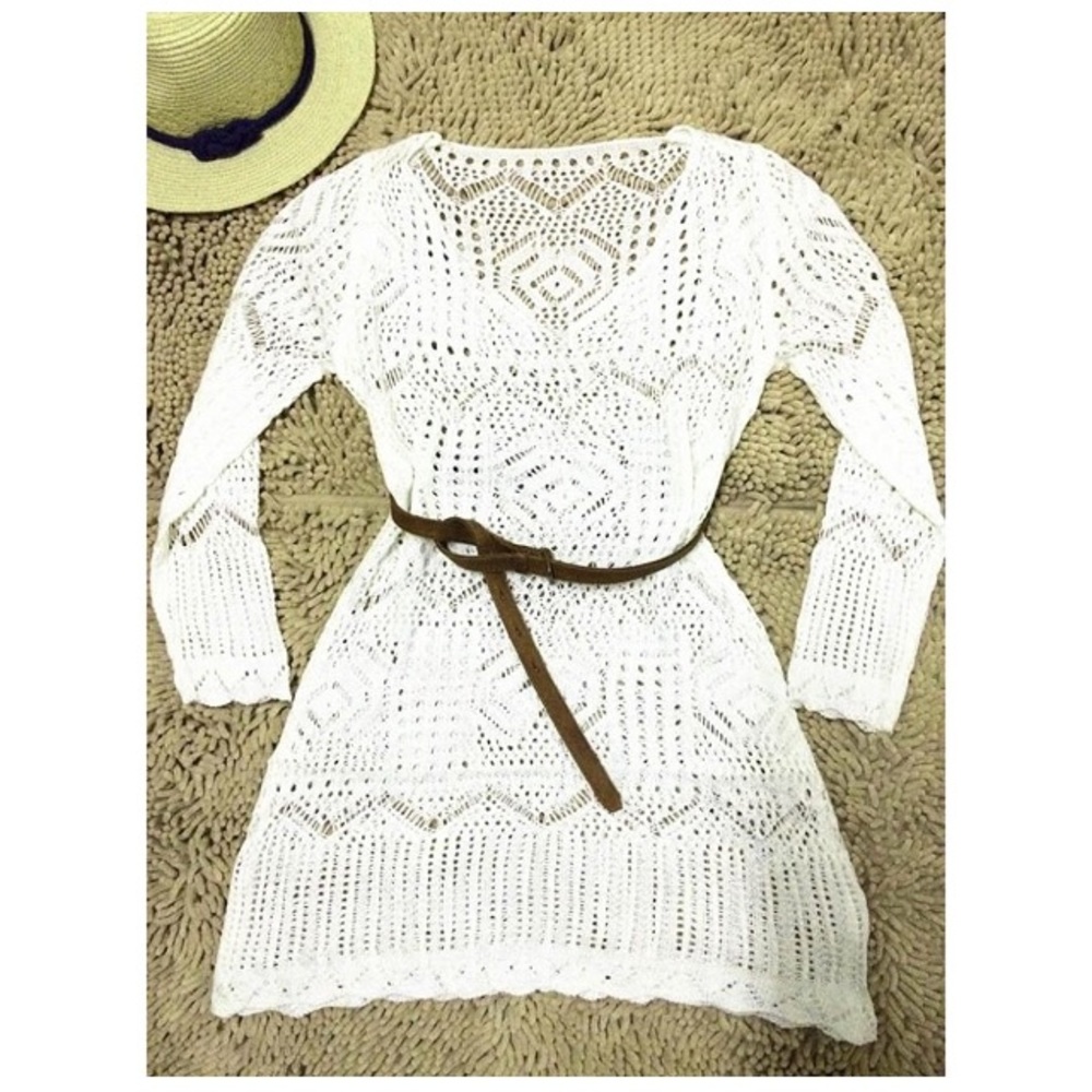 ☀️HOST PICK☀️ Crochet Beach Coverup 🦋✨ - Picture 2 of 4
