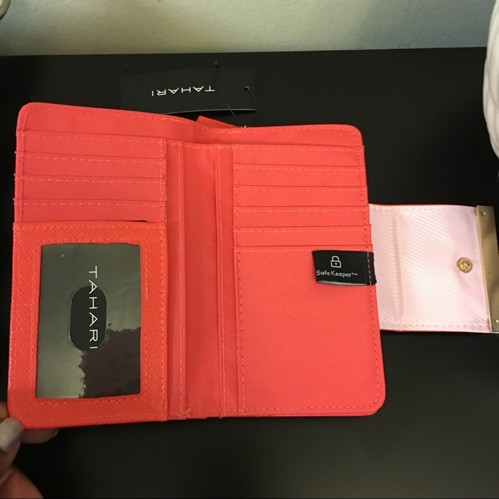 Tahari Wallet - Picture 4 of 6