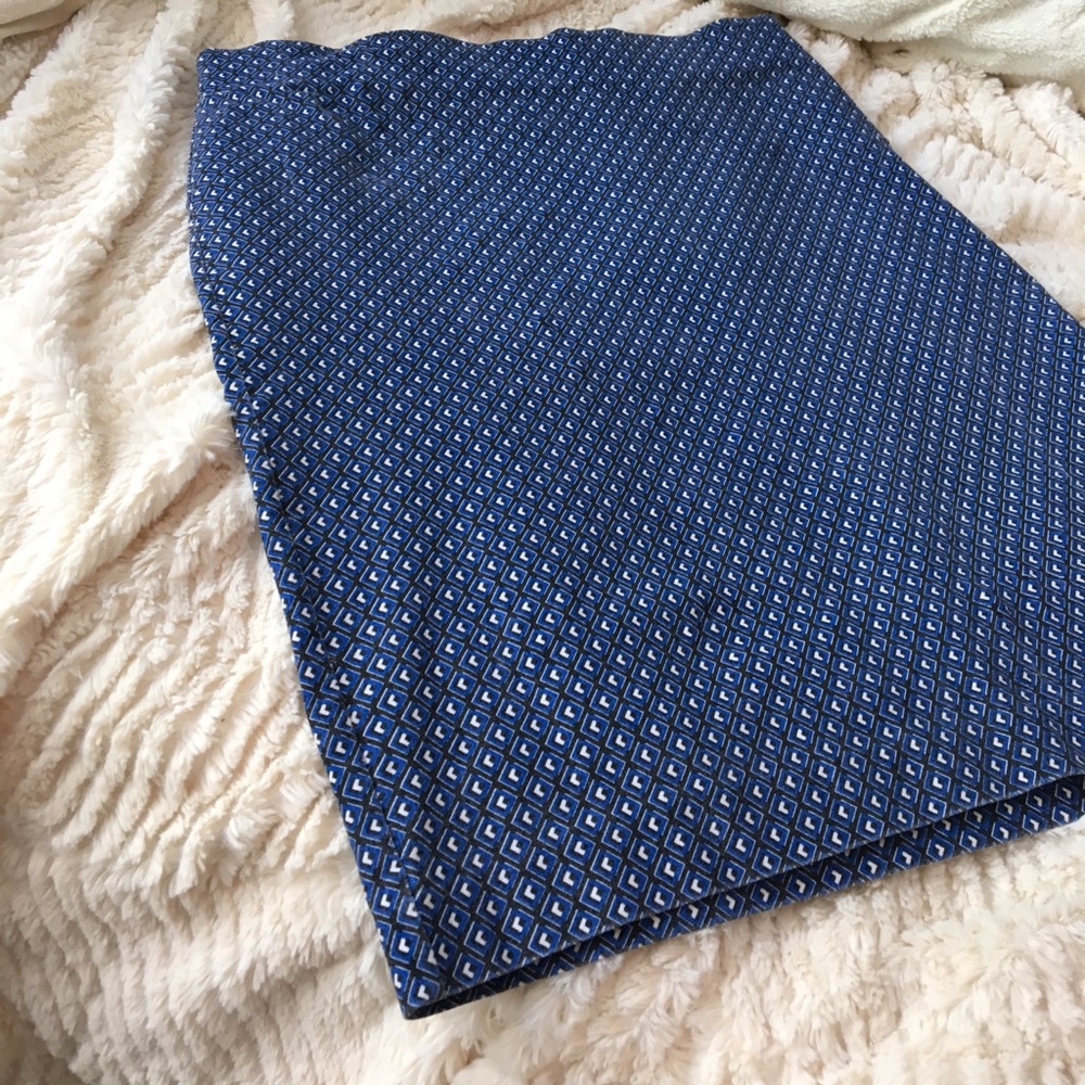 Printed pencil skirt