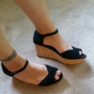 Tom's cork platform wedges