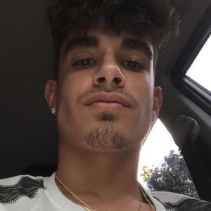 Meet your Posher, Aaron