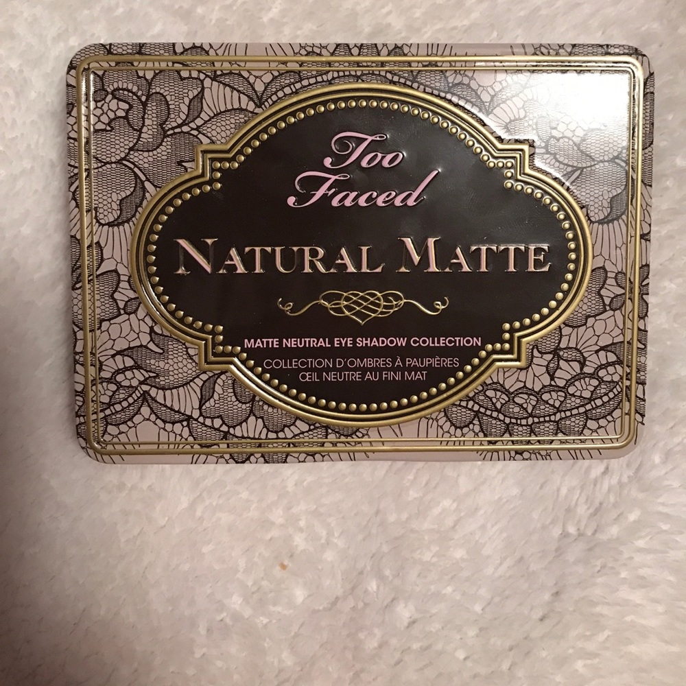 NEVER USED Too Faced Eyeshadow Palette
