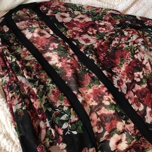FLORAL KIMONO