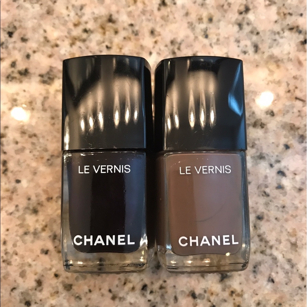 💯 auth Chanel nail lacquer brand new unused!