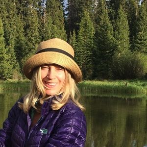 Meet your Posher, Amber