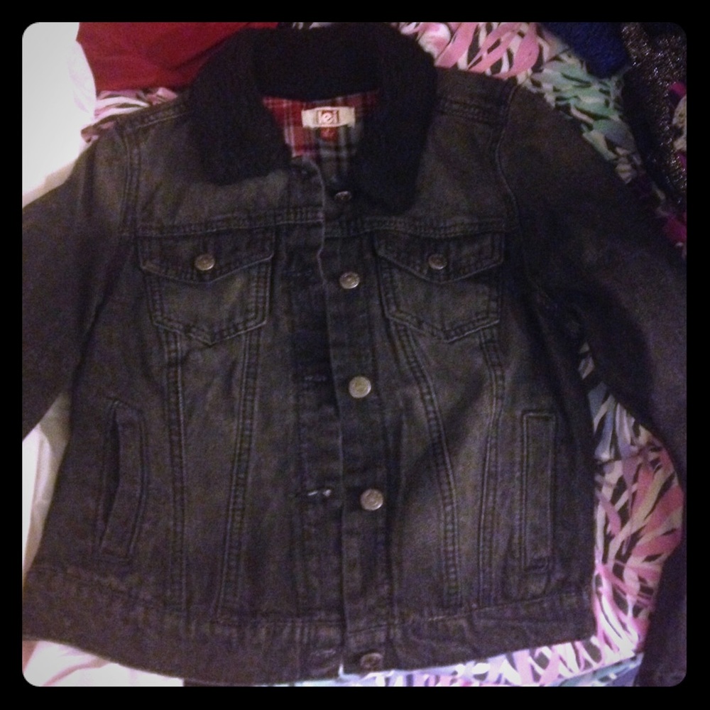 LEI black denim jacket, NWT!