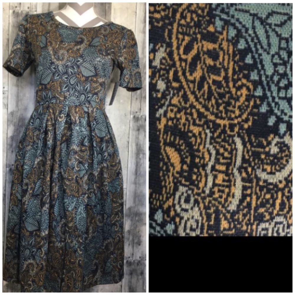 NWT LuLaRoe Amelia: Large