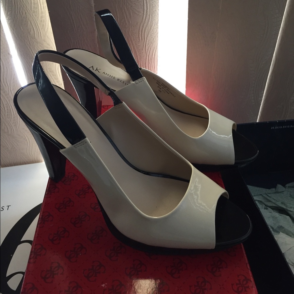 Size 10 AK Anne Klein brand new shoes
