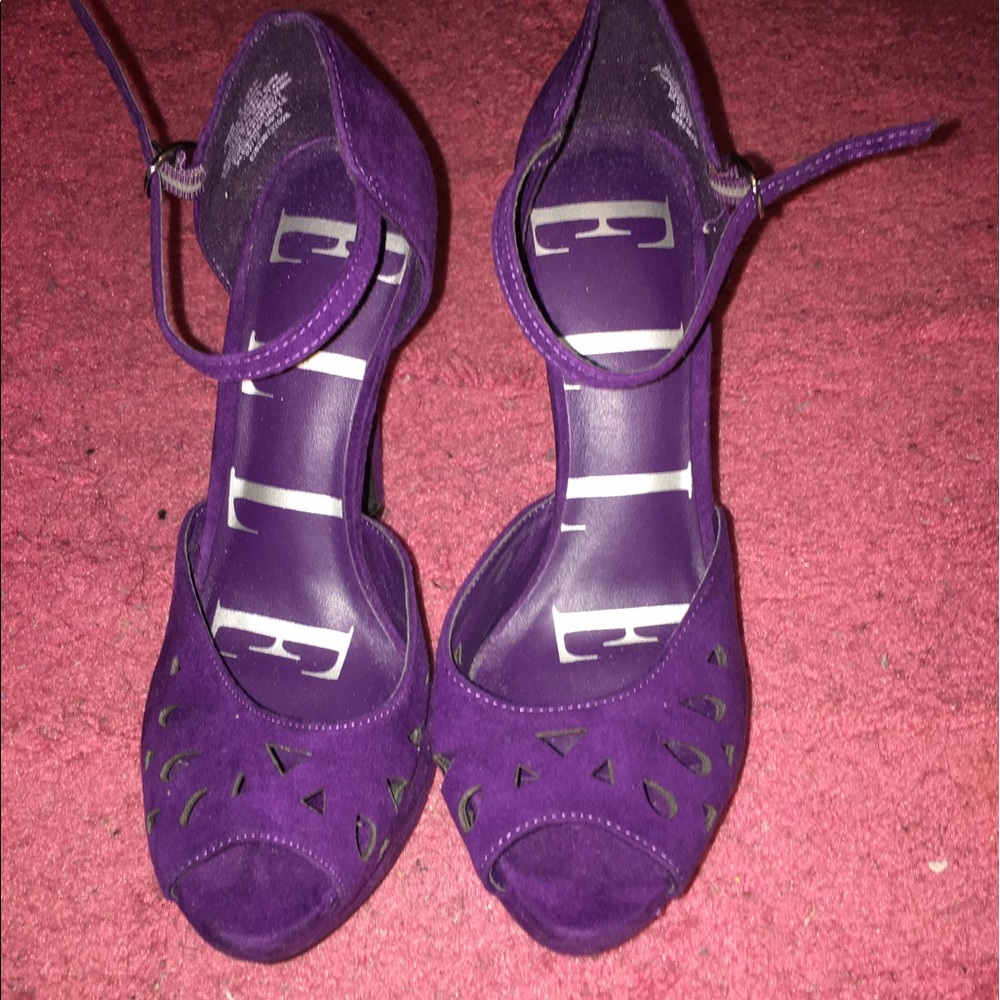 Purple Platform Heels 💜